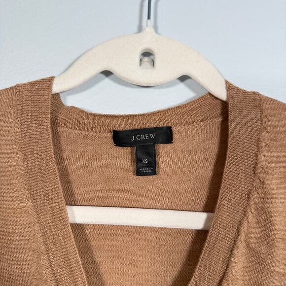 J.Crew 100% Merino Wool Sweater Women’s Large S Tan V-Neck Pullover – Flaw - Picture 4 of 6